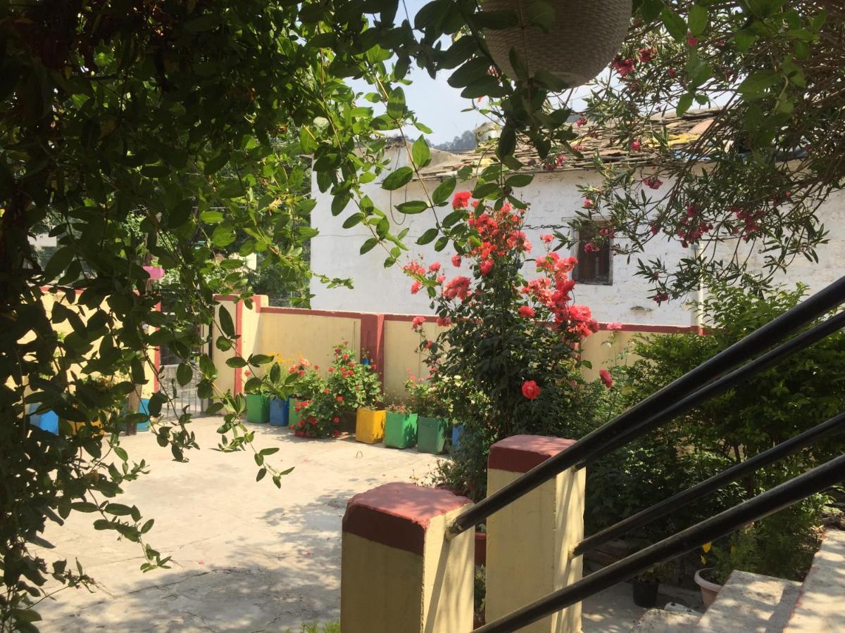 Katyuri Kings Divine Stay- Babaji'S Cave Dwarahat Екстериор снимка